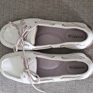 Sperry size 9 loafers